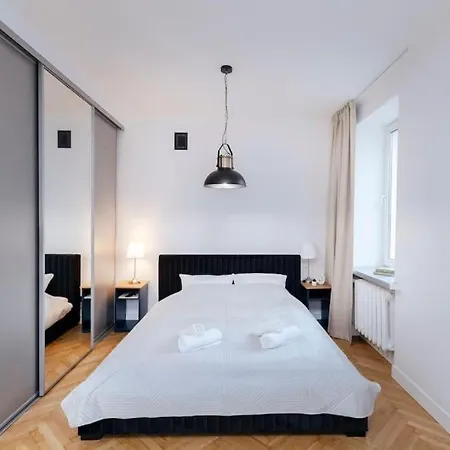 Nowy Swiat 47 Center By Solarento * Warschau
